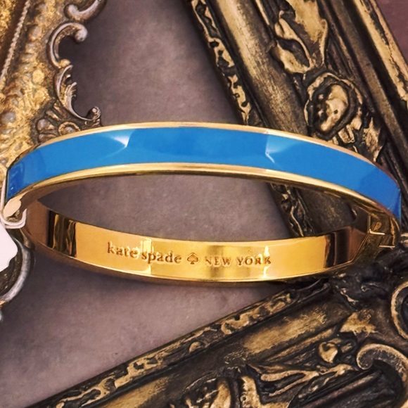 KATE SPADE • Head In The Clouds Enamel Bangle Bracelet - Picture 3 of 3